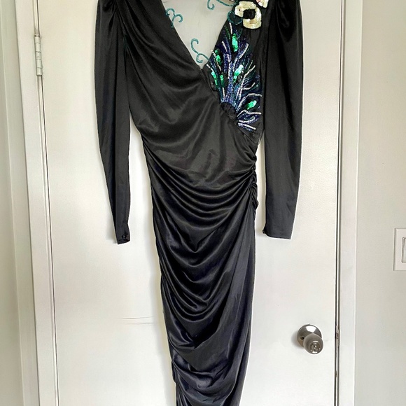Vintage long black formal dress size large - Picture 1 of 7